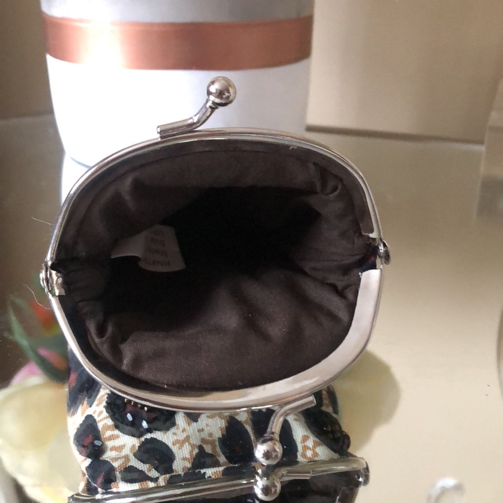 Key pouch - Picture 5 of 6